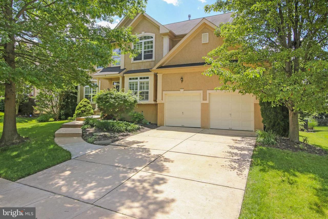 5 Ascot Drive - Photo 1