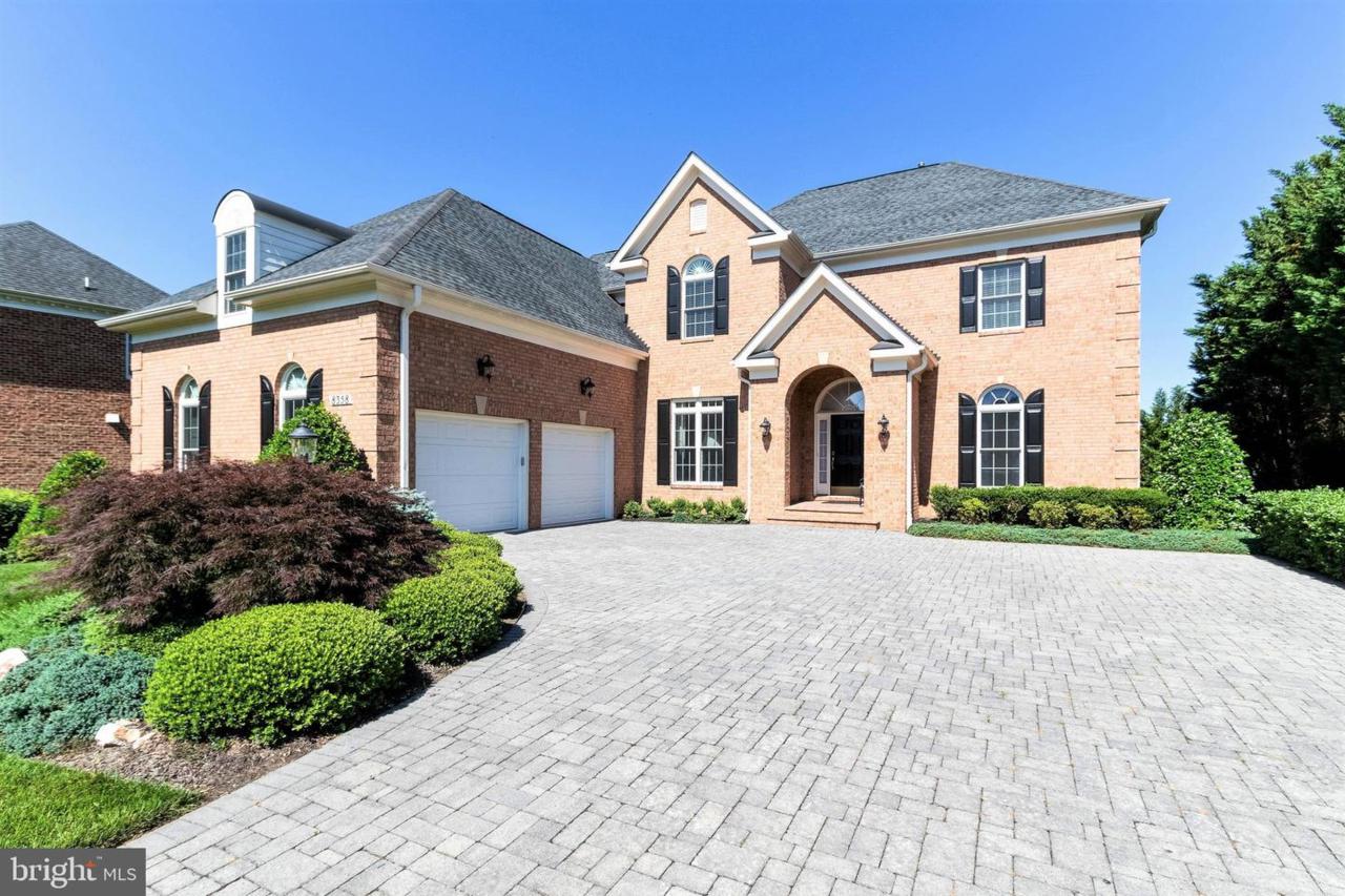 8358 Sapphire Lakes Court - Photo 1