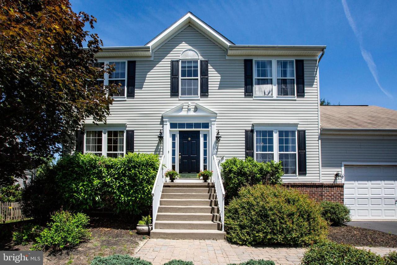 6 Fabian Place - Photo 1
