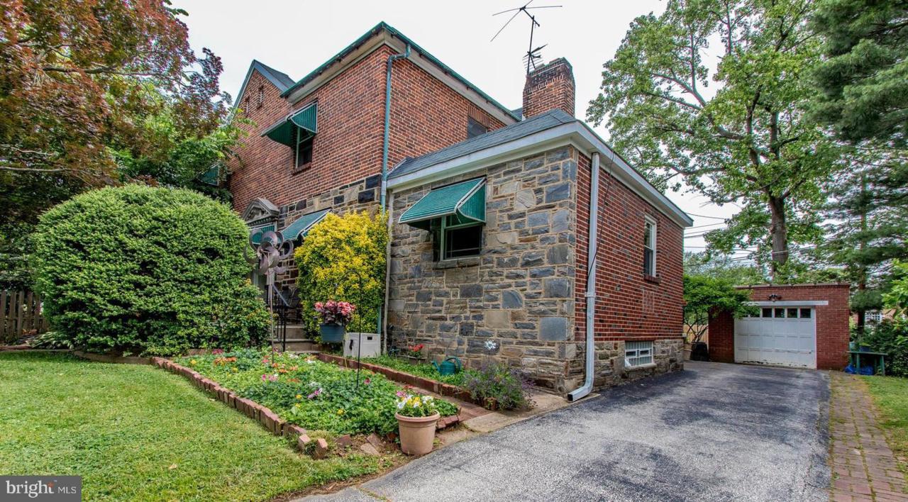 143 Rock Glen Road - Photo 1