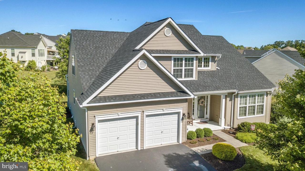 416 Westview Drive - Photo 1