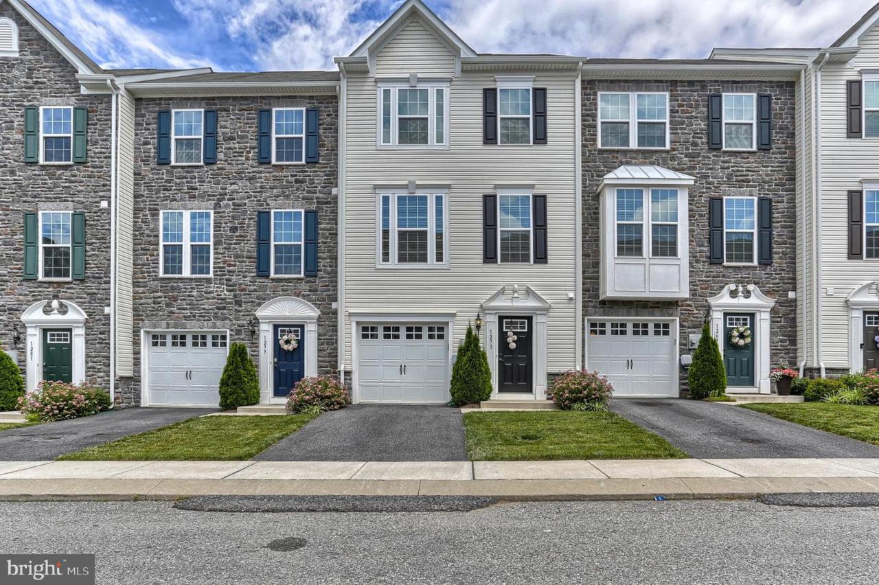 1273 Rannoch Lane - Photo 1