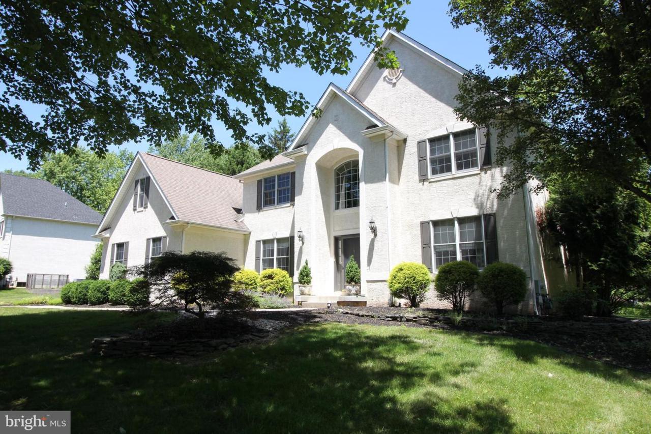 850 Wooded Pond Road - Photo 1