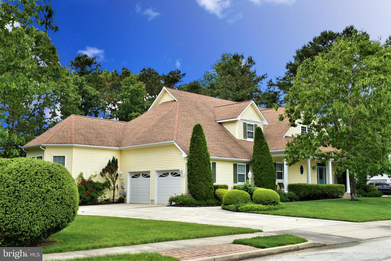 35 Golf Drive - Photo 1