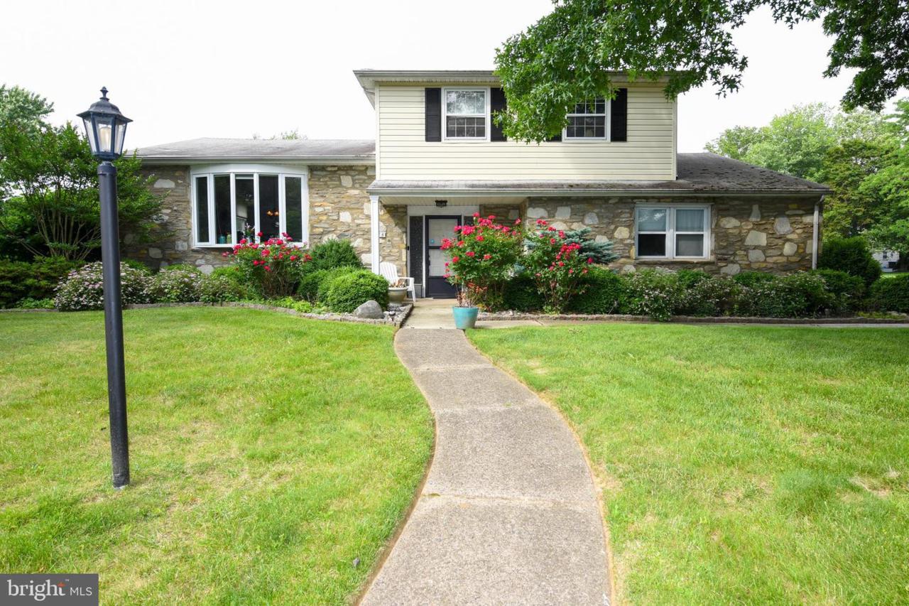 785 Red Barn Lane - Photo 1