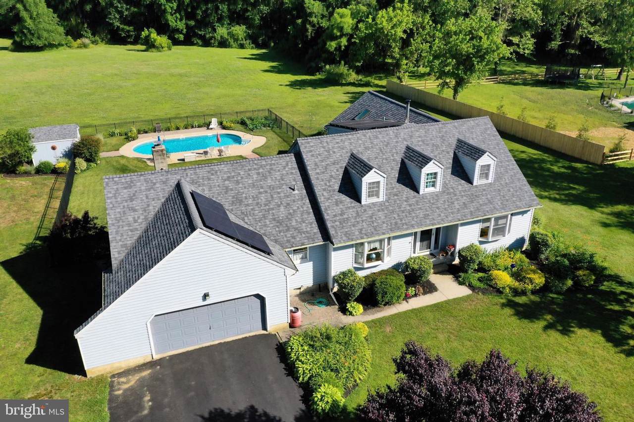 144 Homestead Court - Photo 1