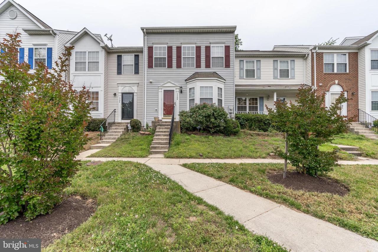 1724 Carriage Lamp Court - Photo 1