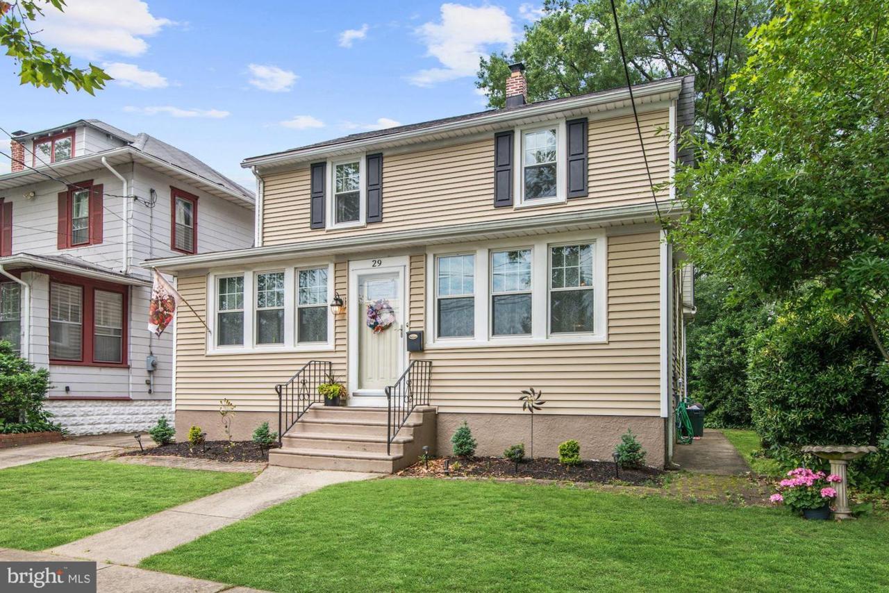 29 Franklin Avenue - Photo 1