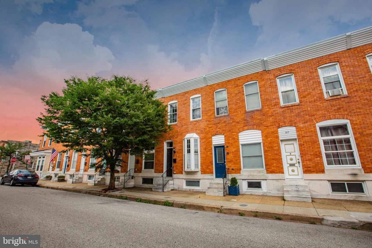 313 Robinson Street - Photo 1