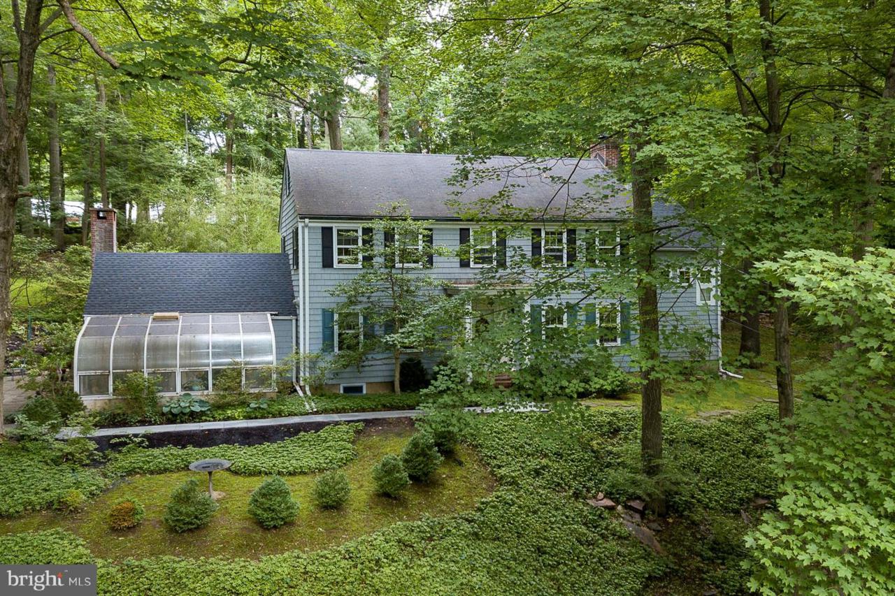 133 Lambert Drive - Photo 1