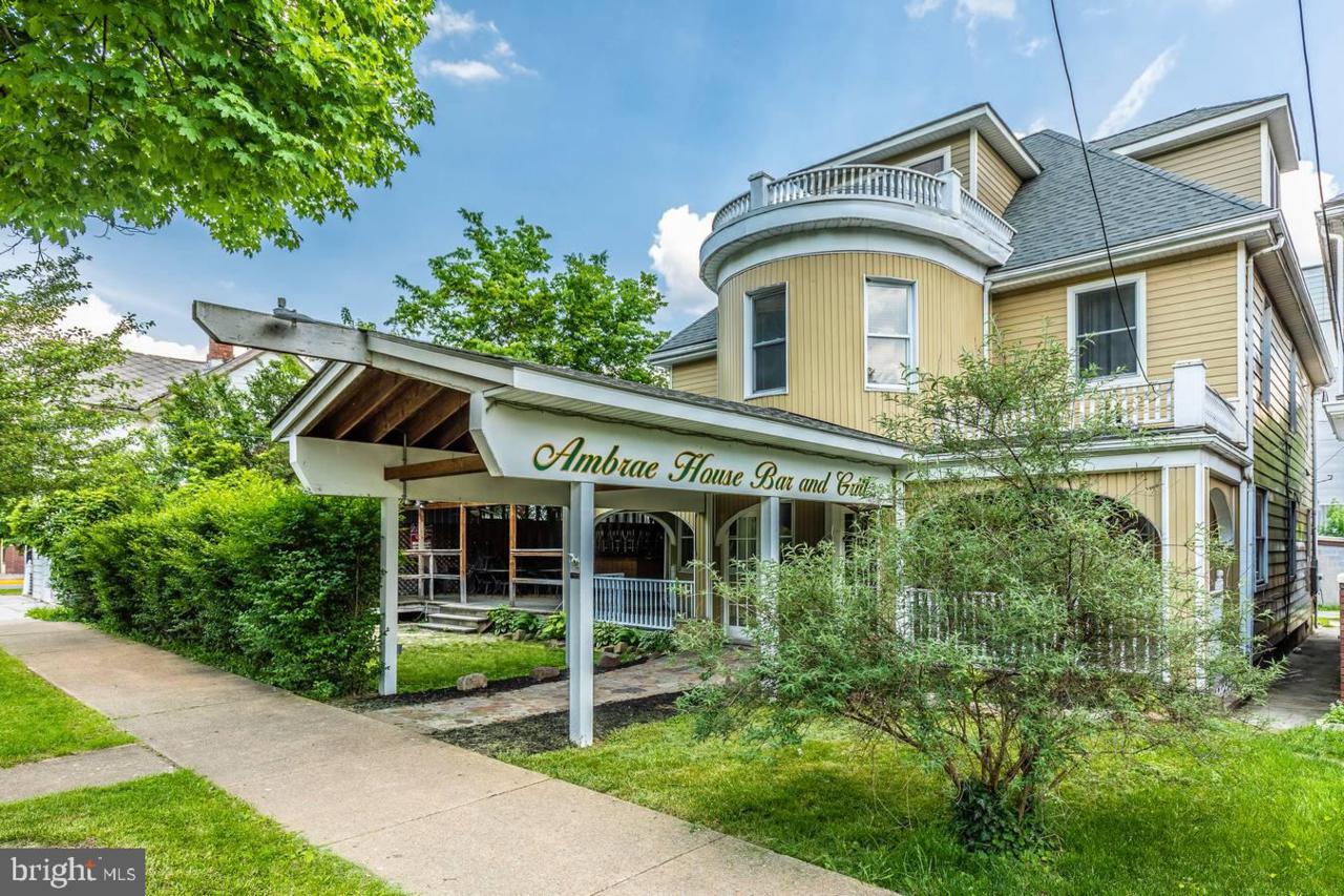 98 Washington Street - Photo 1
