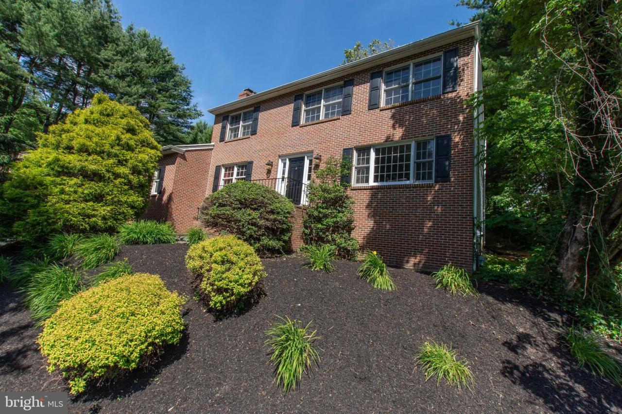 745 Gateway Road - Photo 1