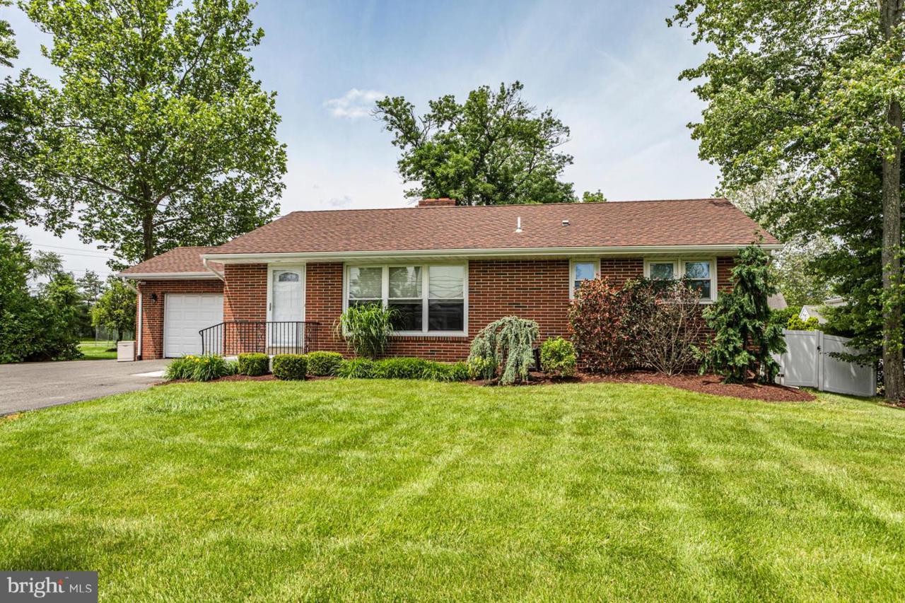 2455 Pennington Road - Photo 1