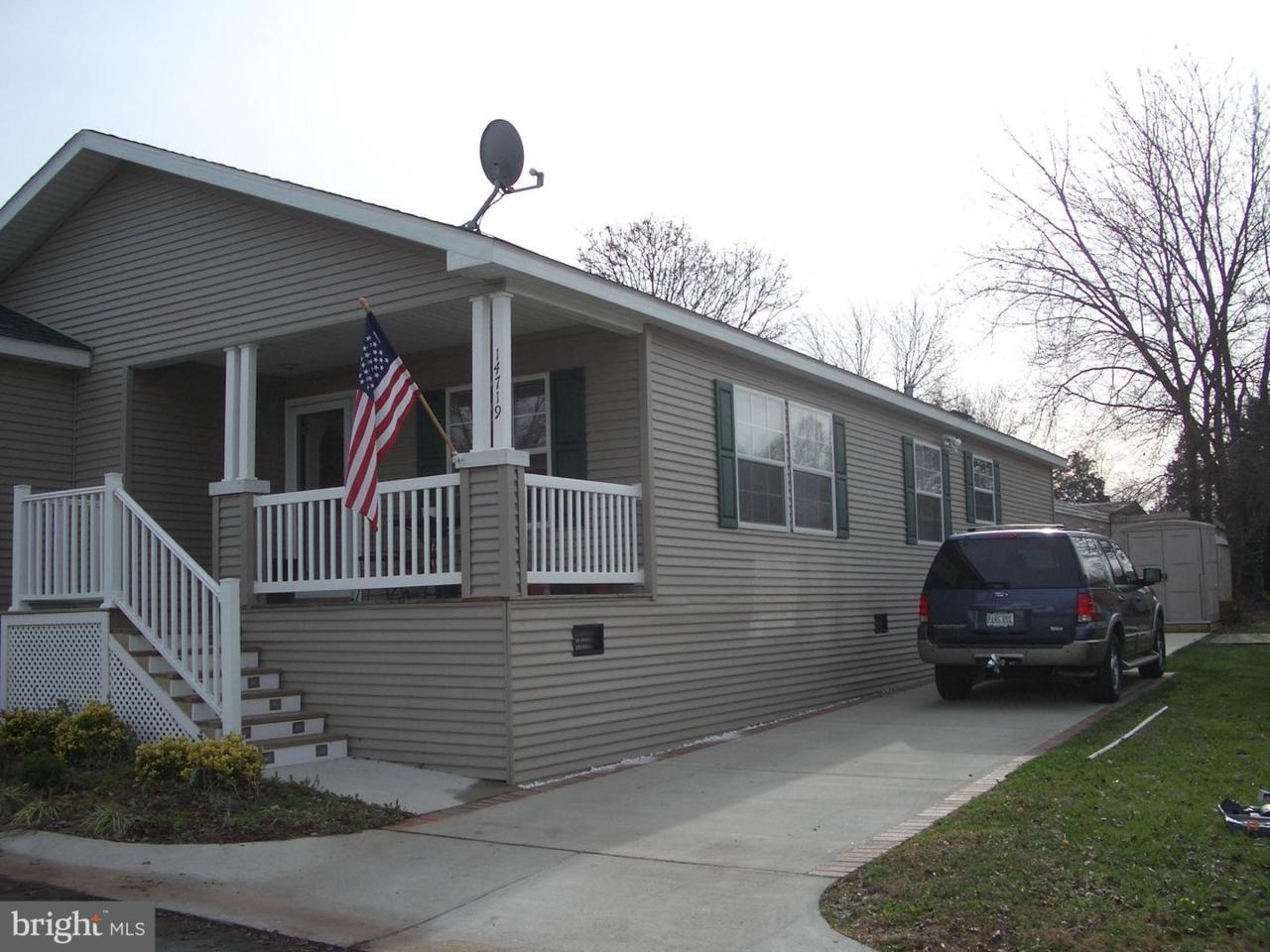 14719 PAN AM Avenue - Photo 1