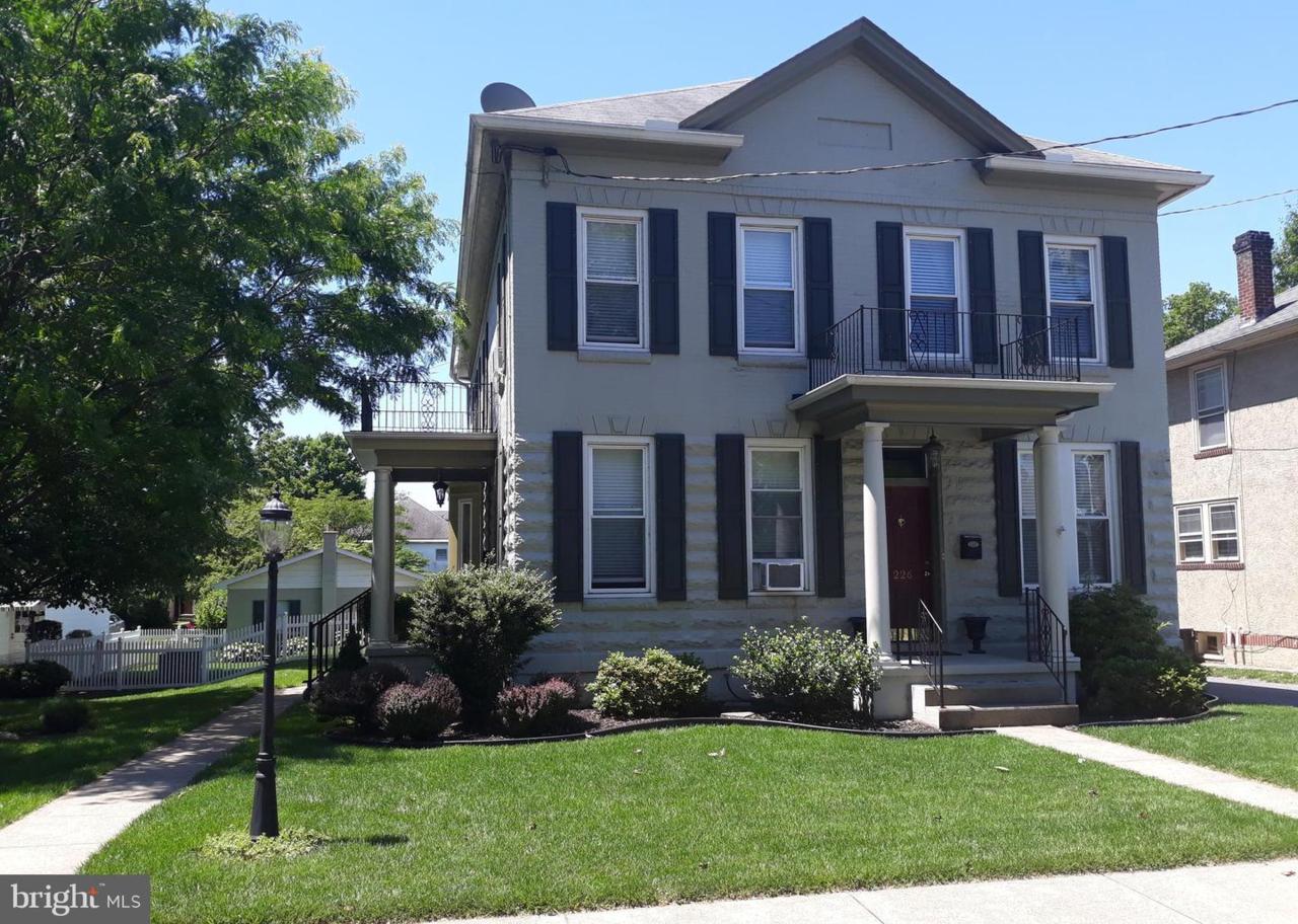 226 Ramsey Avenue - Photo 1