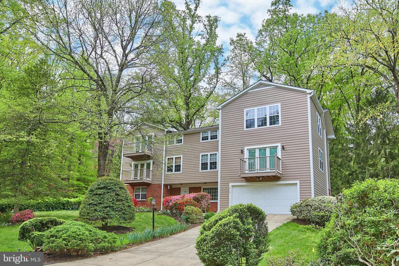 6515 Lakeview Drive - Photo 1