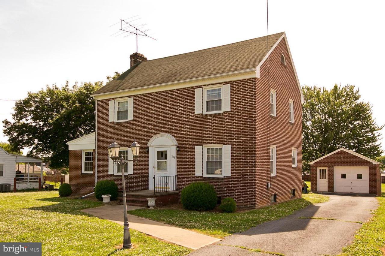 1126 Martinsburg Pike - Photo 1