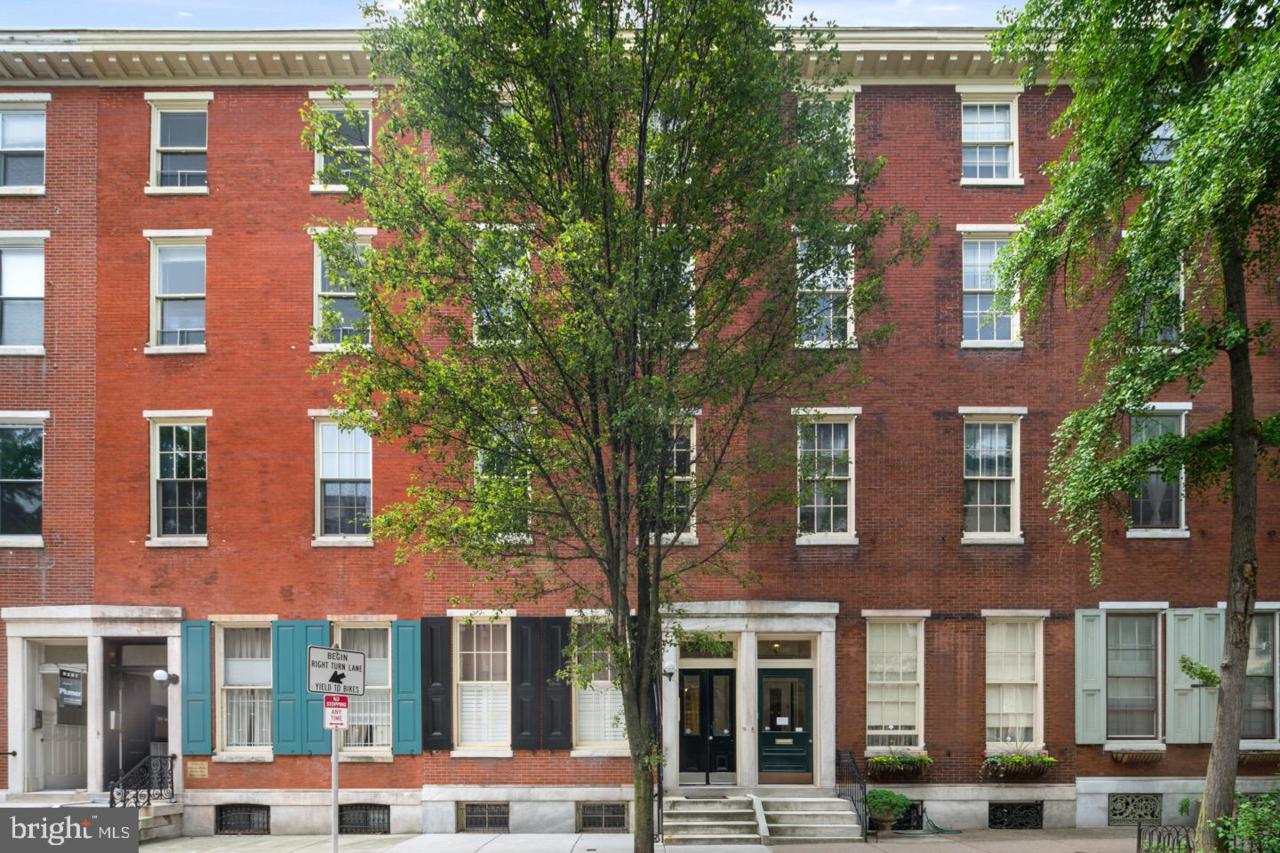 1716 Pine Street - Photo 1