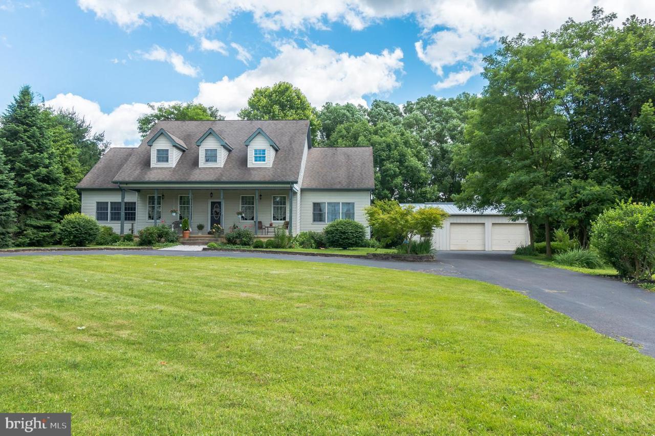 1039 Oxmead Road - Photo 1