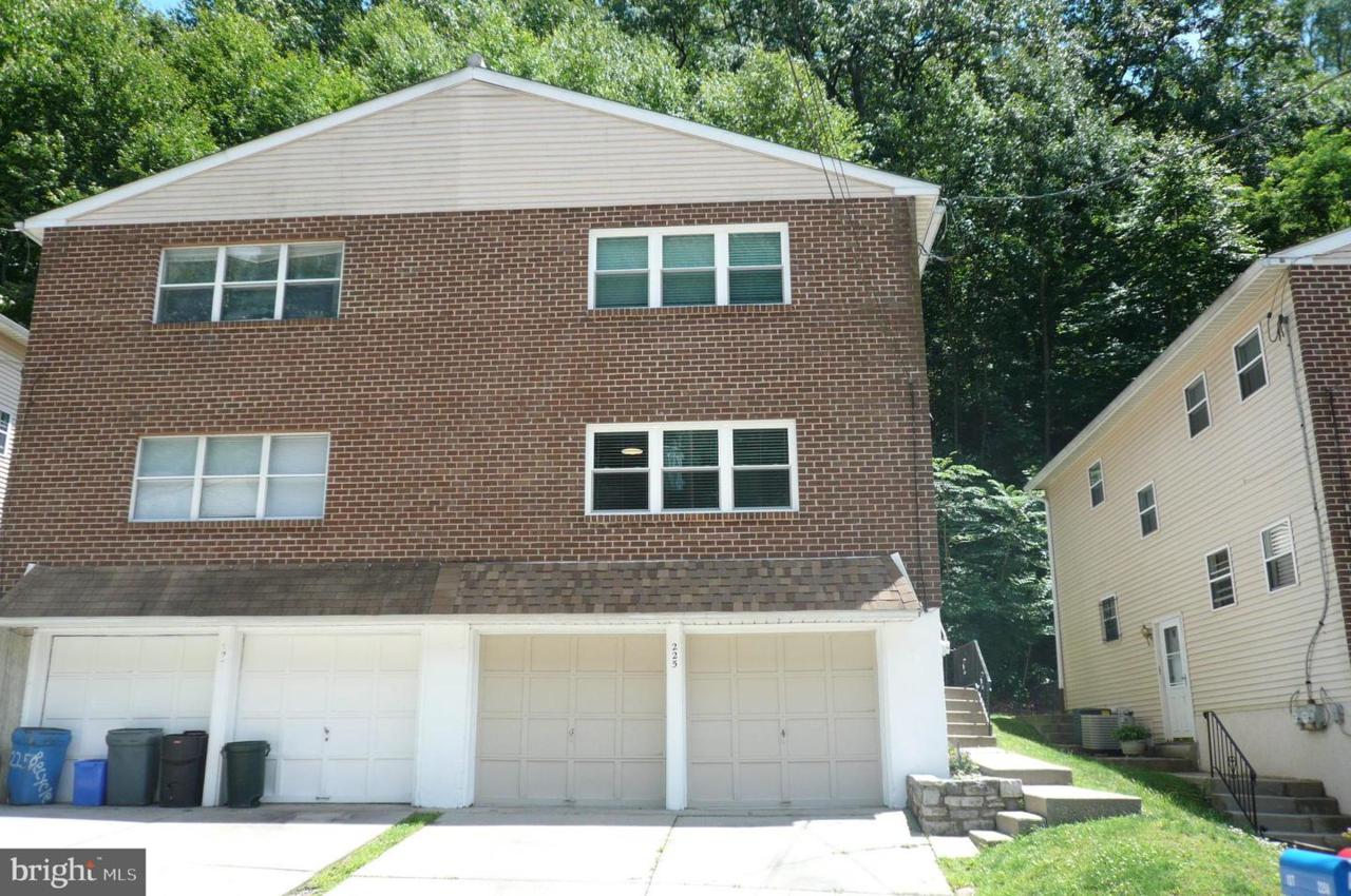 225 Parker Avenue - Photo 1