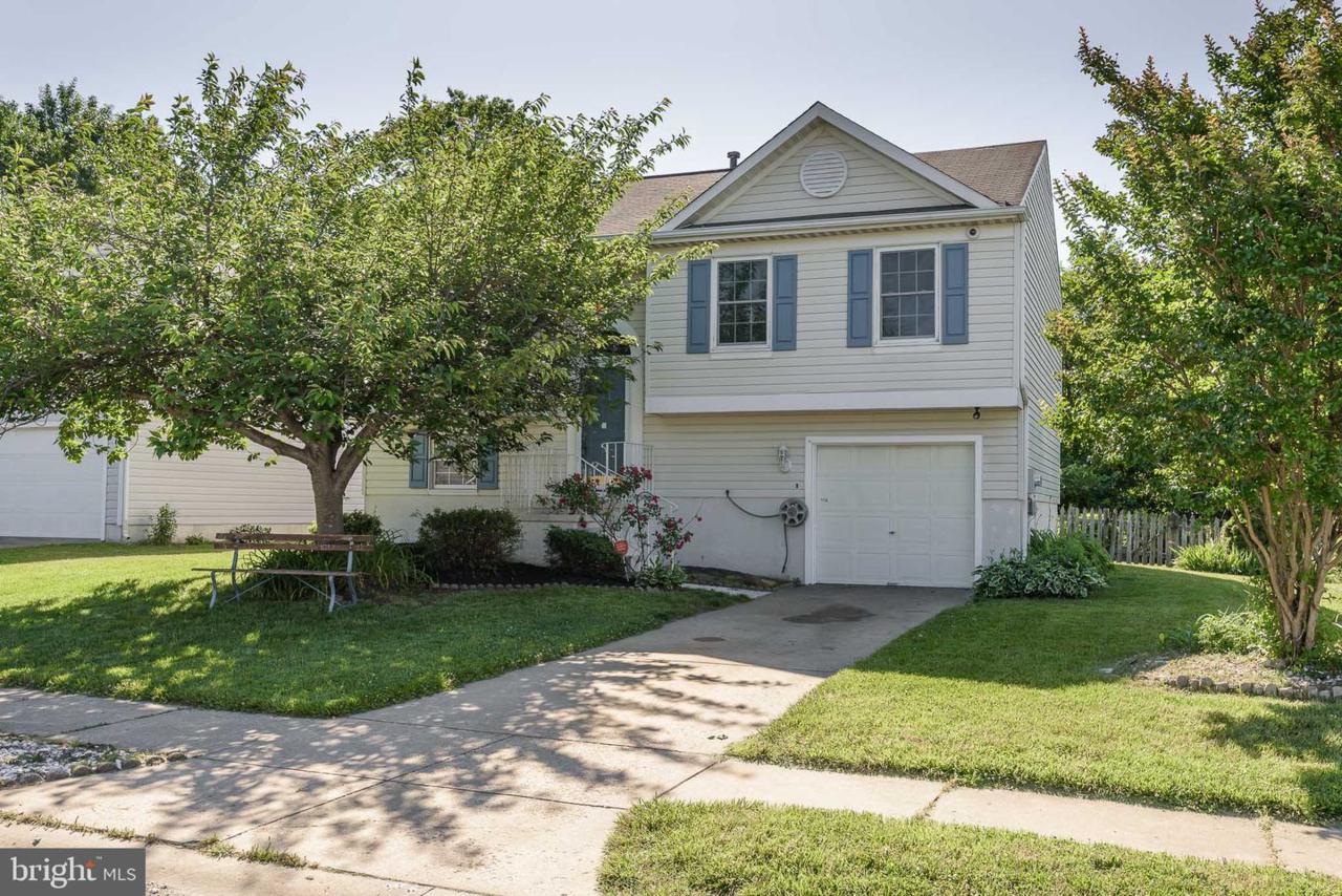 84 Dasher Avenue - Photo 1