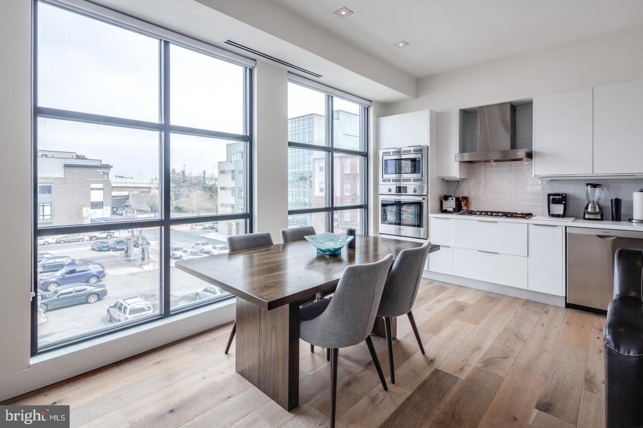 240 2ND Street - Photo 1
