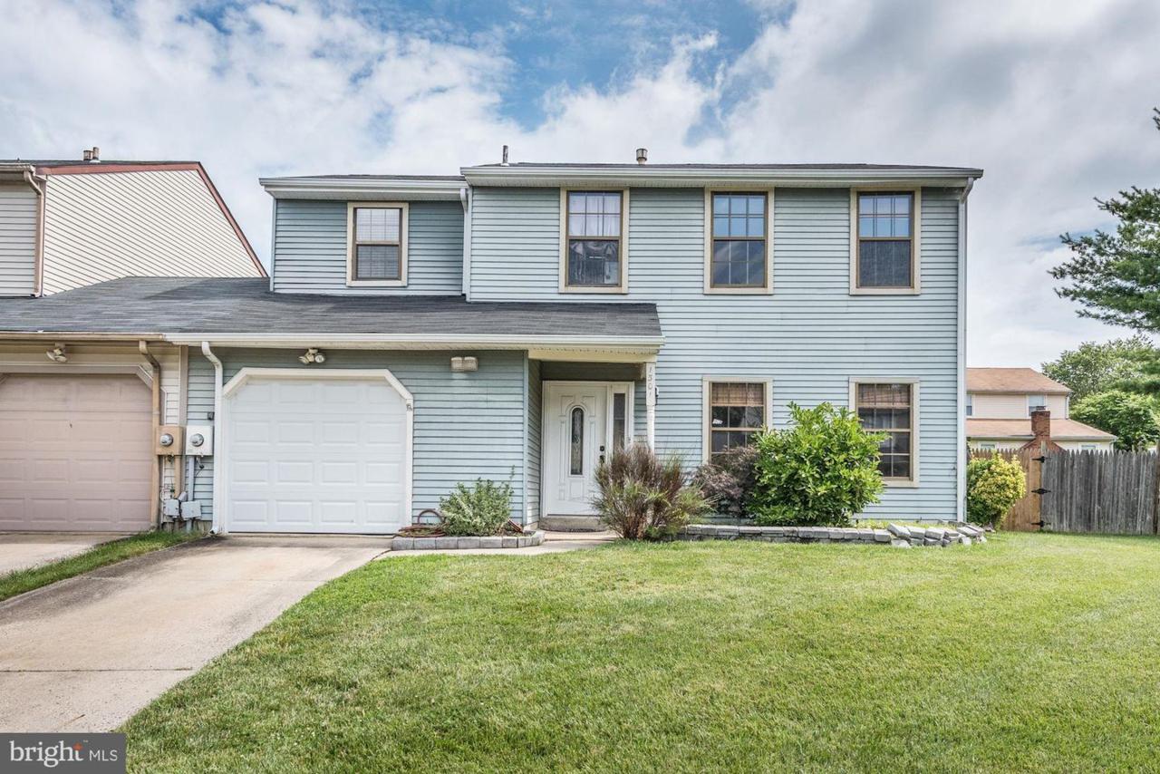 1301 Jonathan Lane - Photo 1