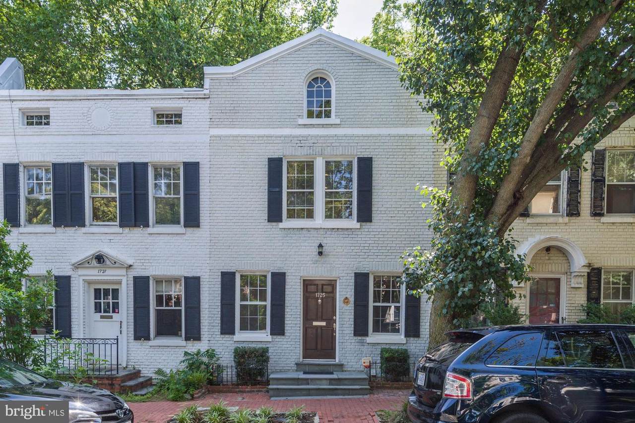 1725 34TH Street - Photo 1