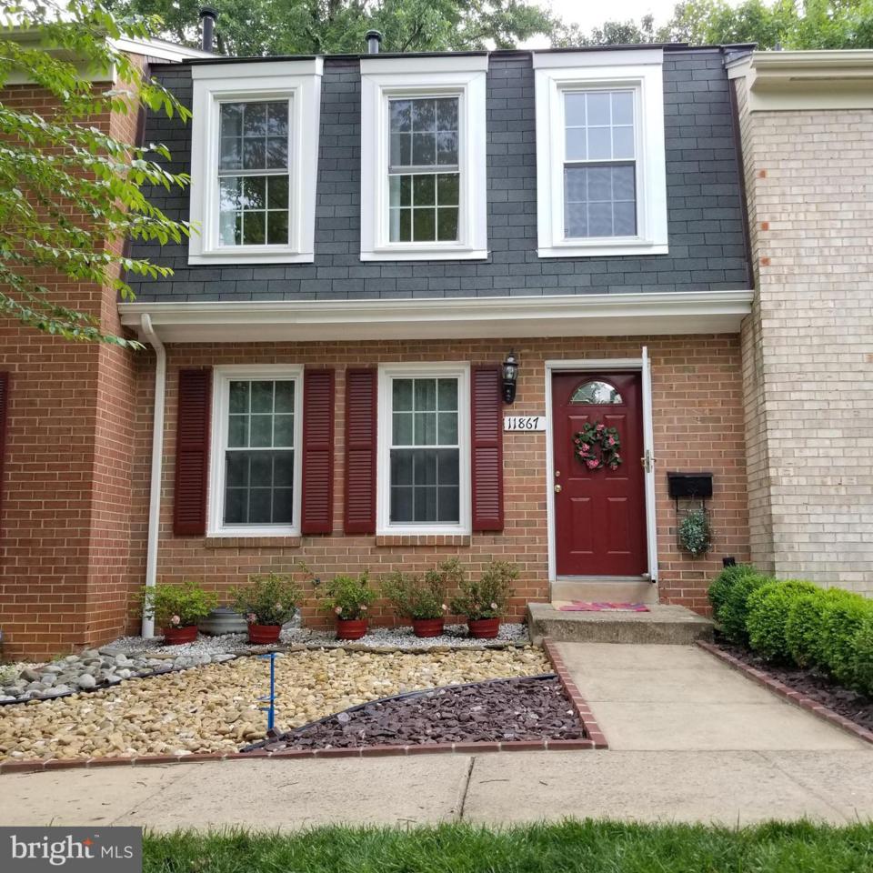 11867 Dunlop Court - Photo 1