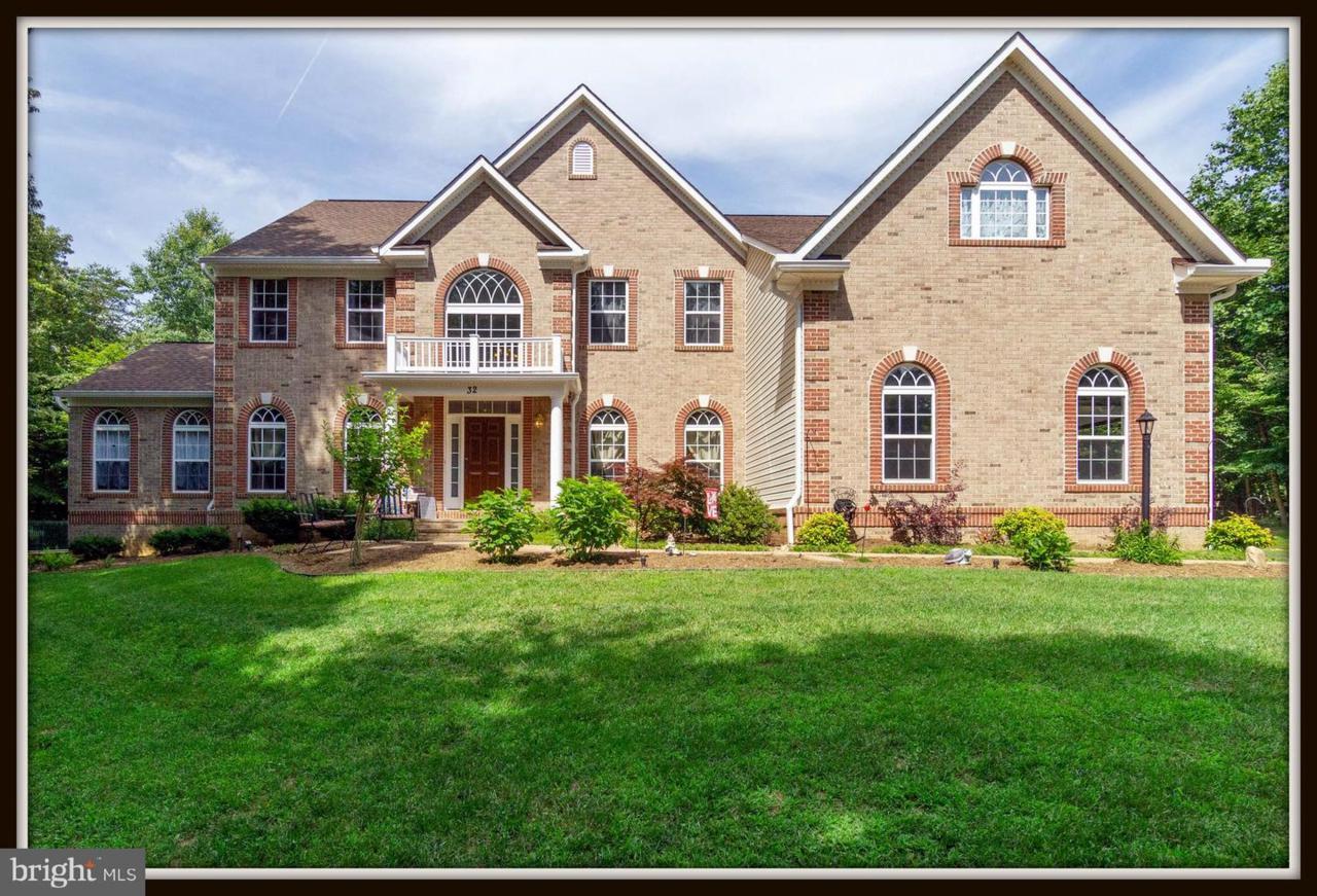32 Mills Hollow Drive - Photo 1