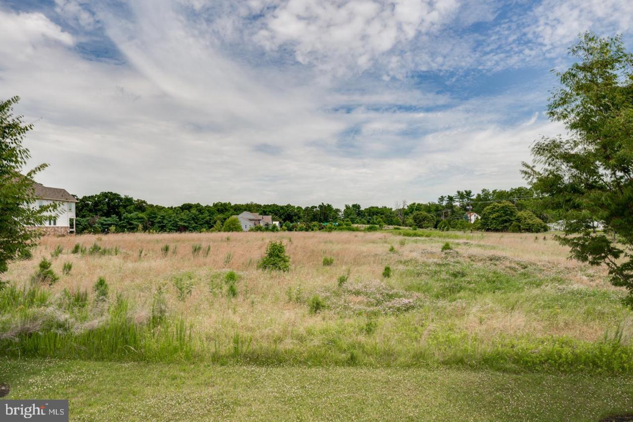 2 Cloverdale Court - Photo 1