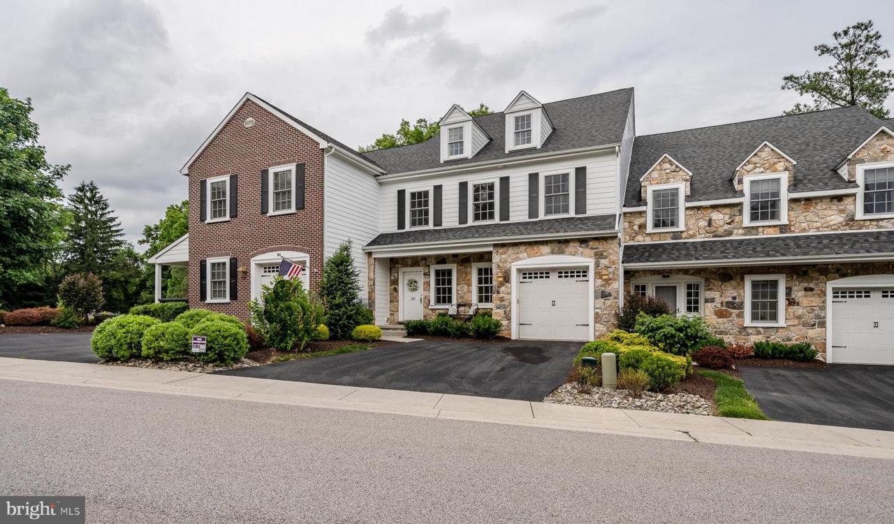 207 Phillips Mill Lane - Photo 1
