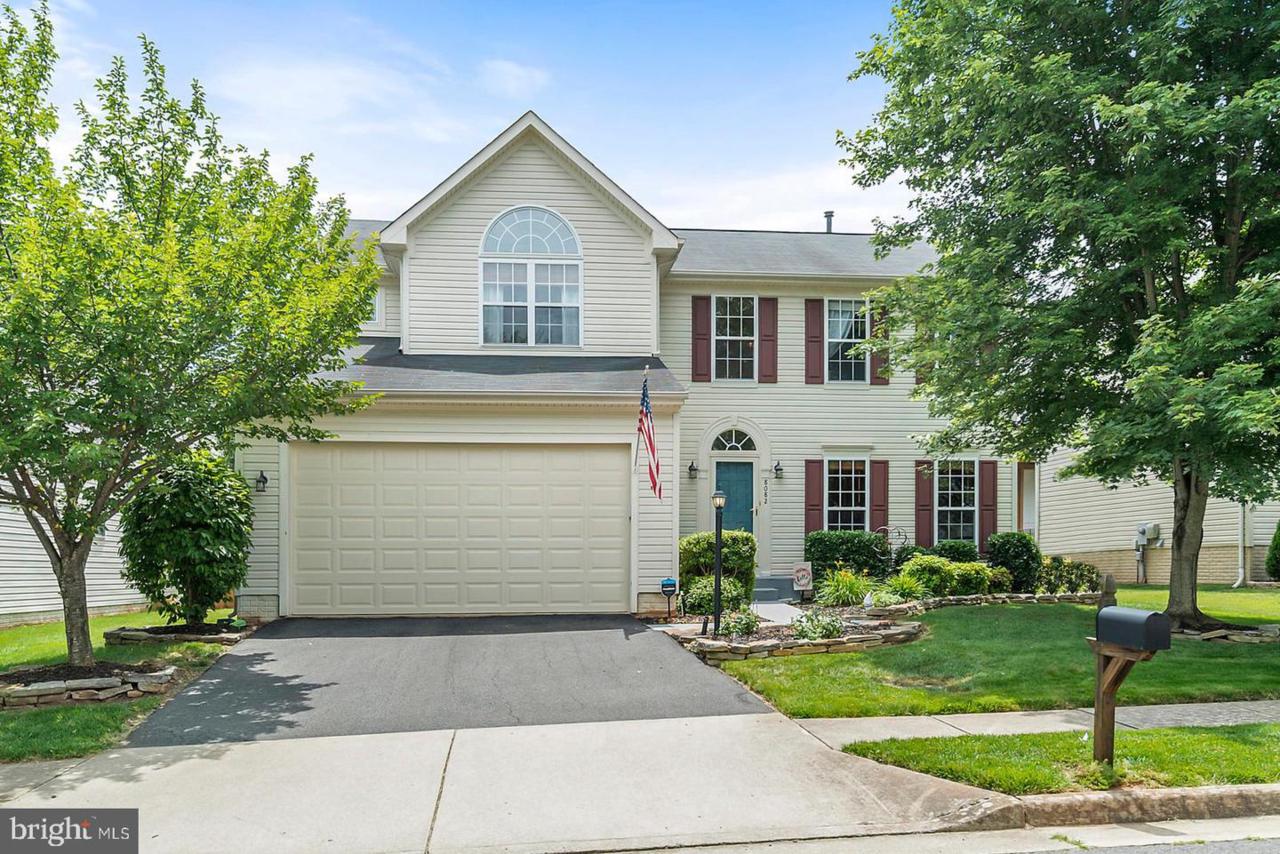 8082 Towering Oak Way - Photo 1