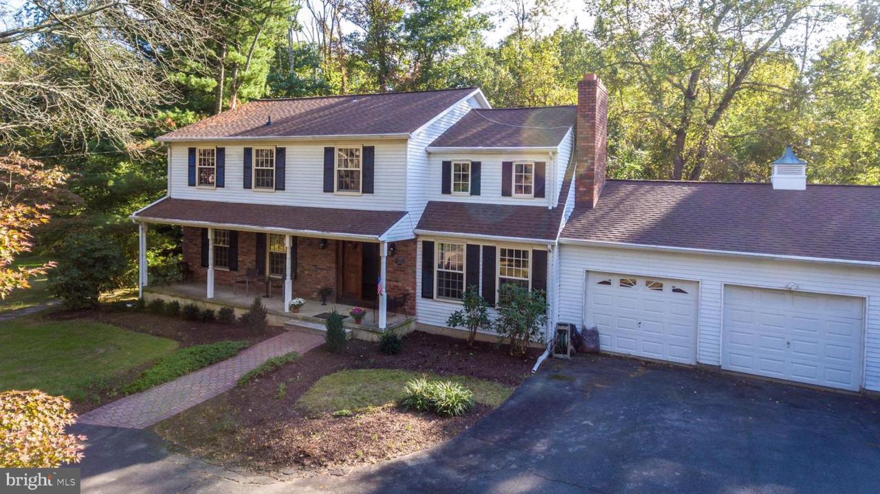 27 Van Kirk Road - Photo 1