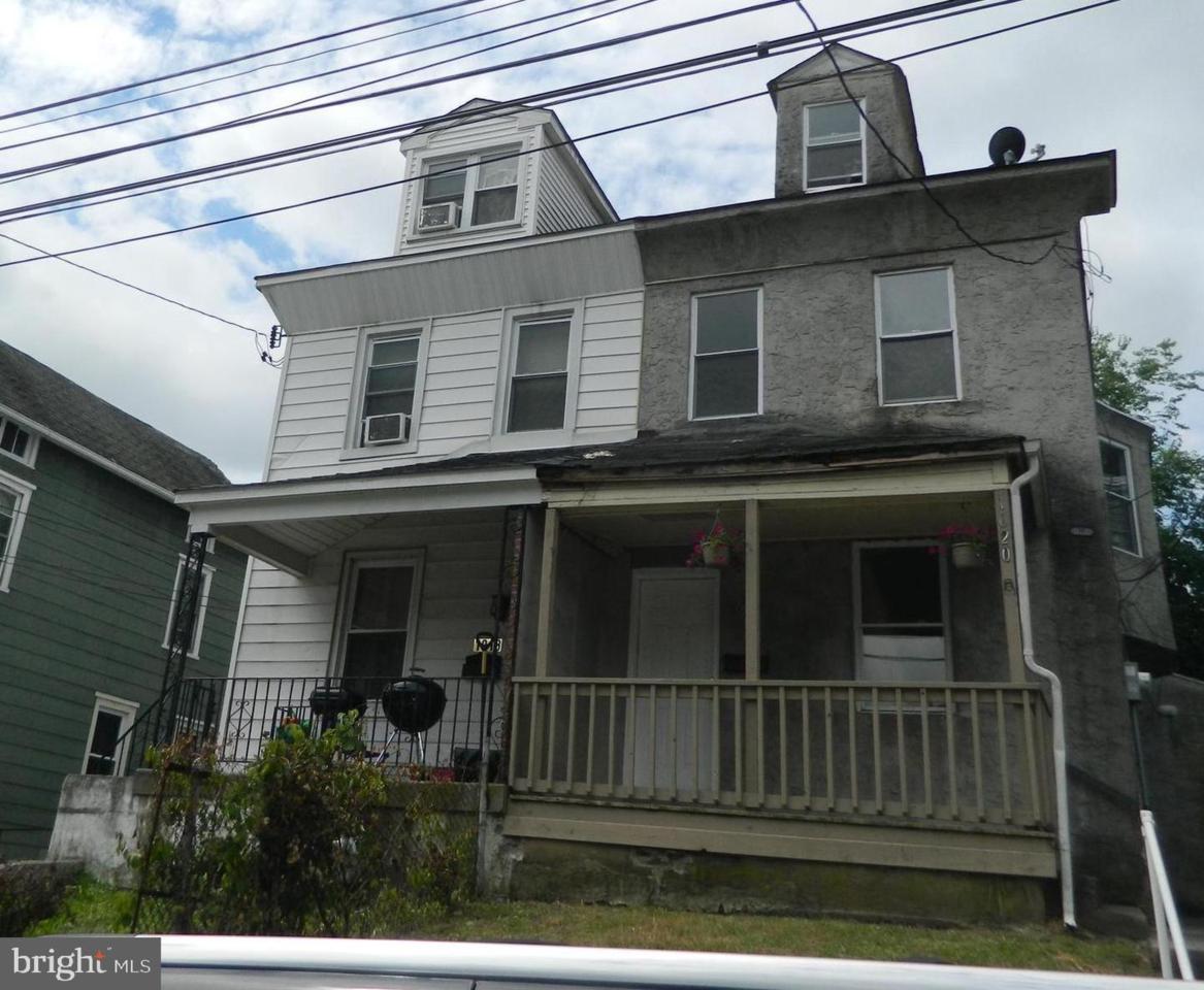 1020 Tyler Avenue - Photo 1