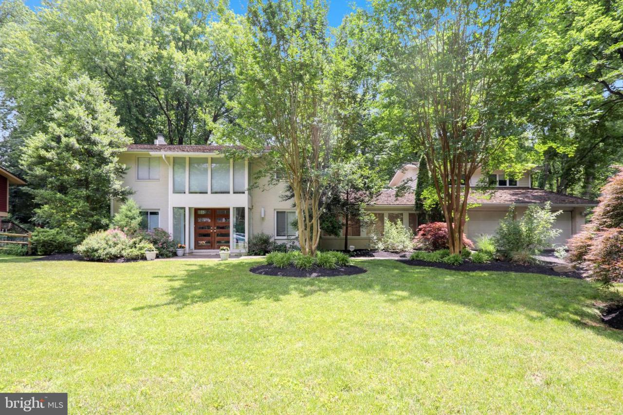 8023 Fenway Road - Photo 1