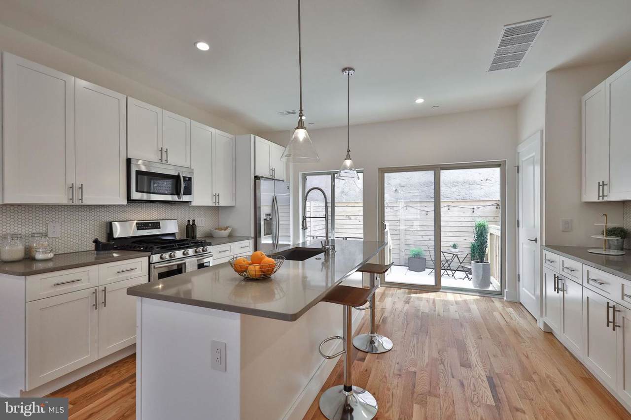 965 Lawrence Street - Photo 1