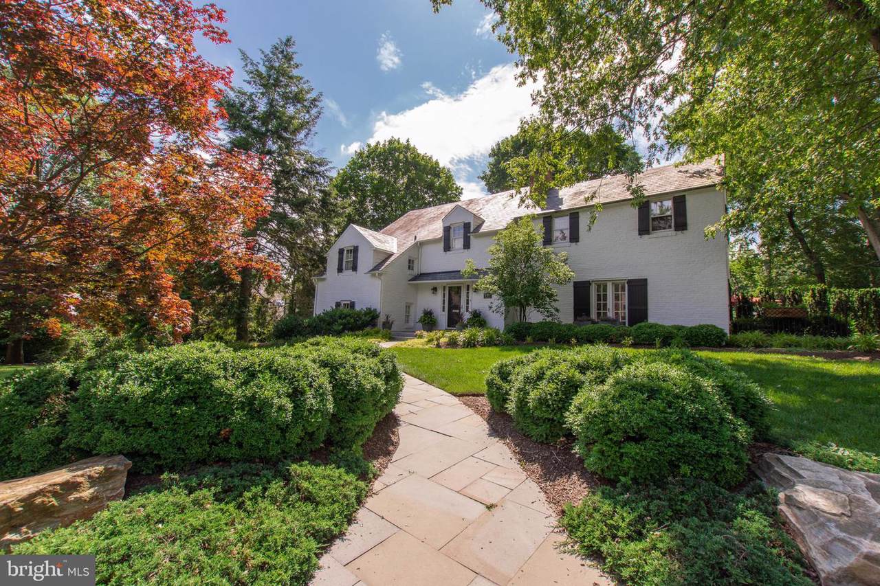 2304 Foster Place - Photo 1
