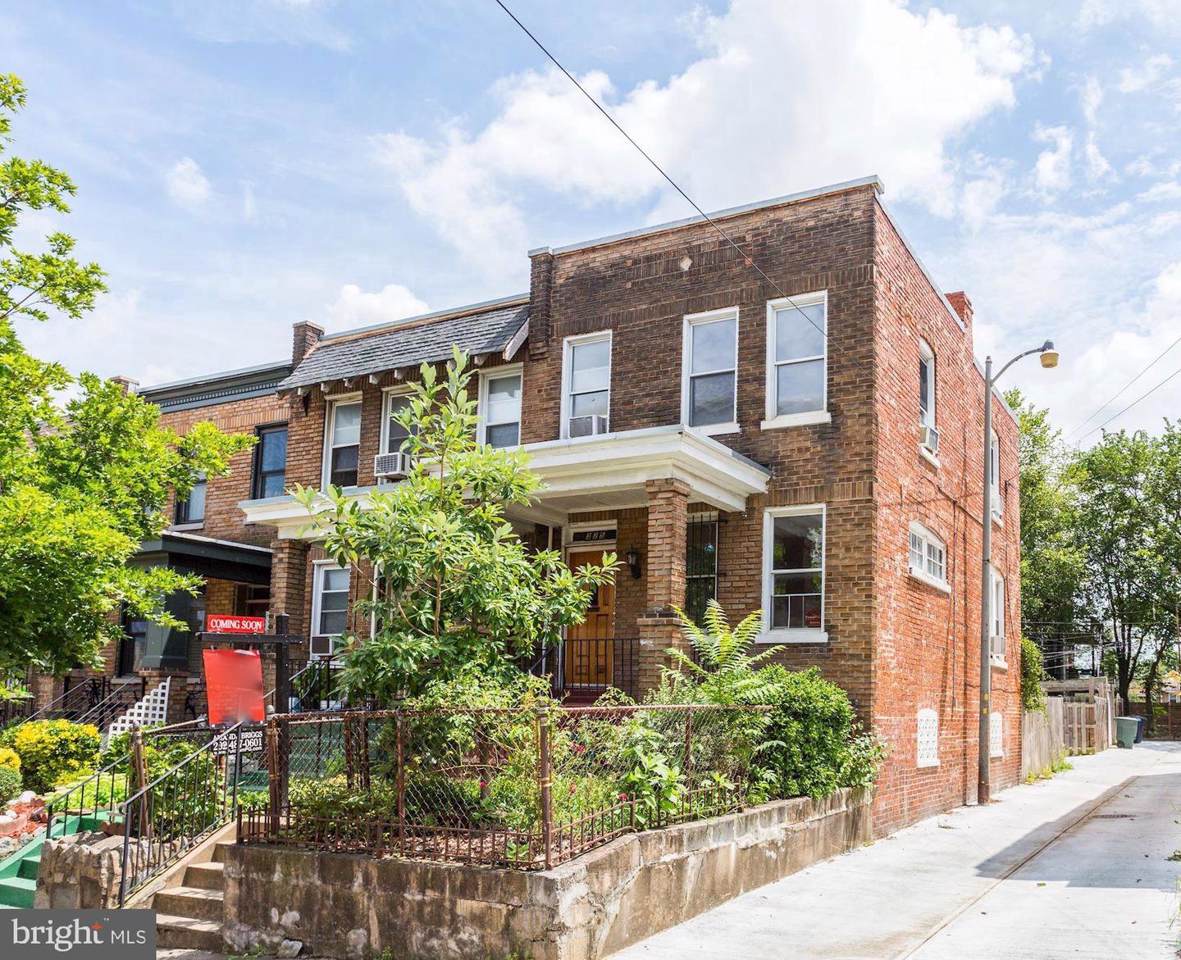 325 W Street - Photo 1