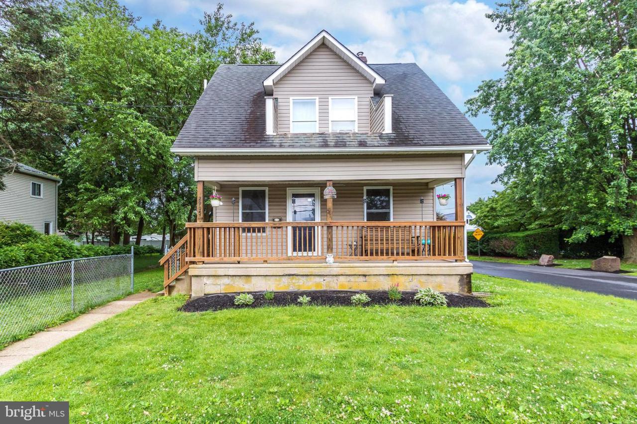 2905 High Avenue - Photo 1