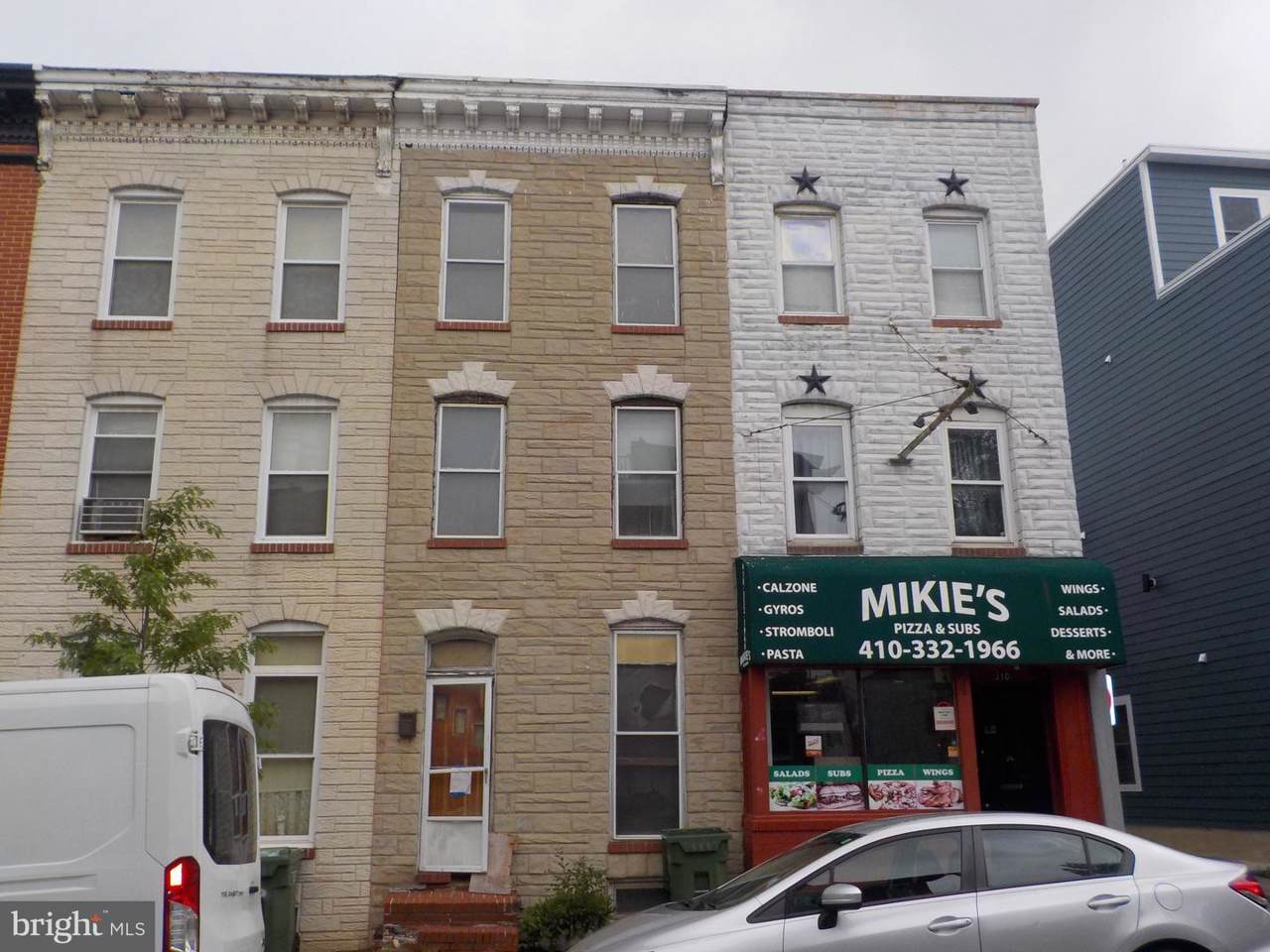 208 Fort Avenue - Photo 1