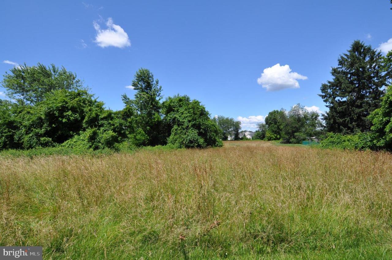 82 Chesterfield Crosswicks Road - Photo 1