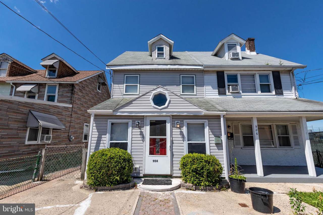 904 Green Street - Photo 1