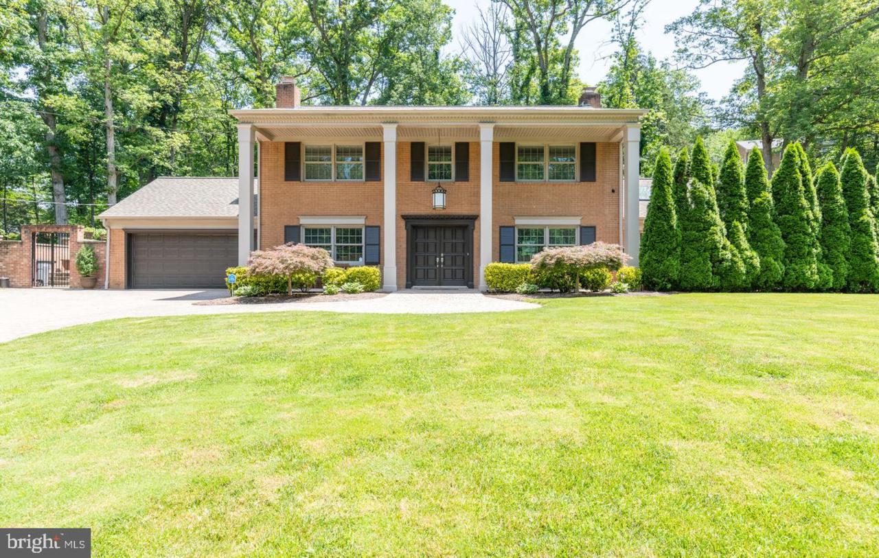 7305 Fort Hunt Road - Photo 1