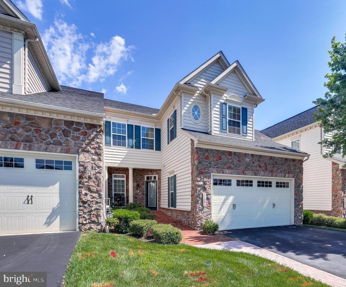11092 Chambers Court - Photo 1