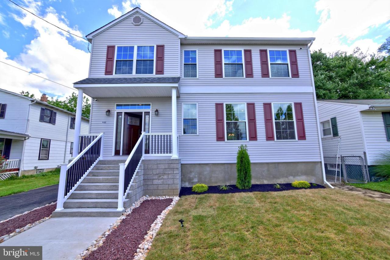 931 Clarmont Avenue - Photo 1