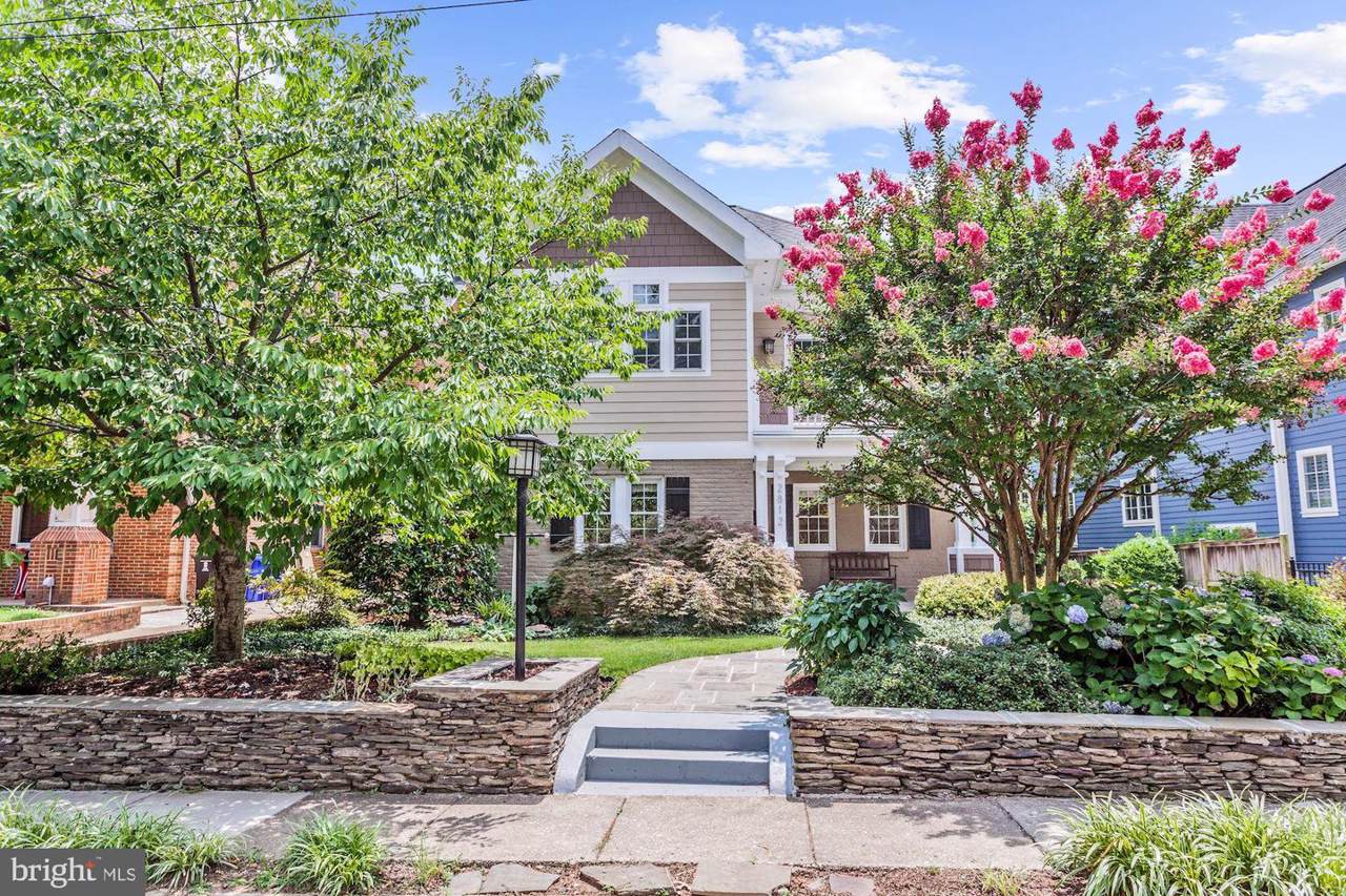2812 1ST Road - Photo 1