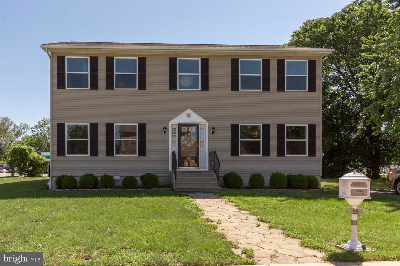 39 Arlington Street - Photo 1