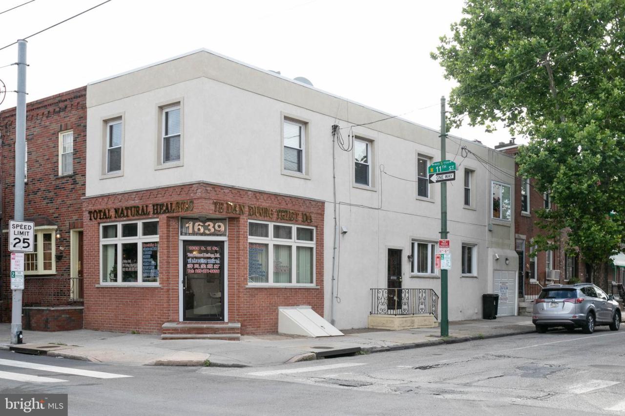 1639 11TH Street - Photo 1