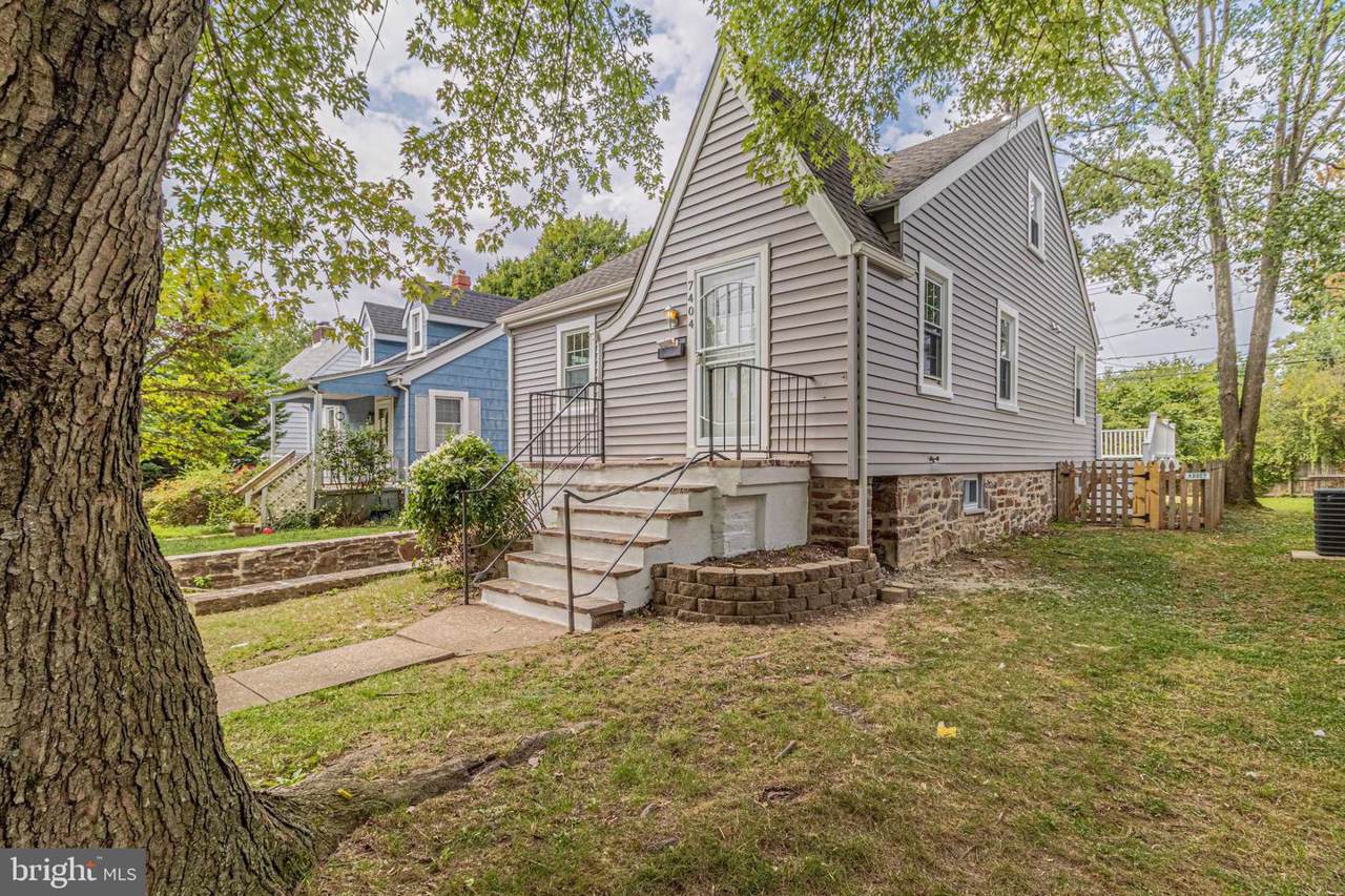 7404 Park Drive - Photo 1